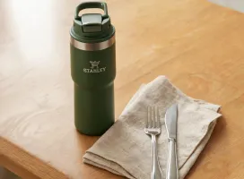 Forest green Stanley bottle